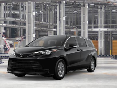 New 2026 Toyota Sienna LE