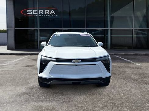 Used 2024 Chevrolet Blazer EV LT AWD/4WD image 8