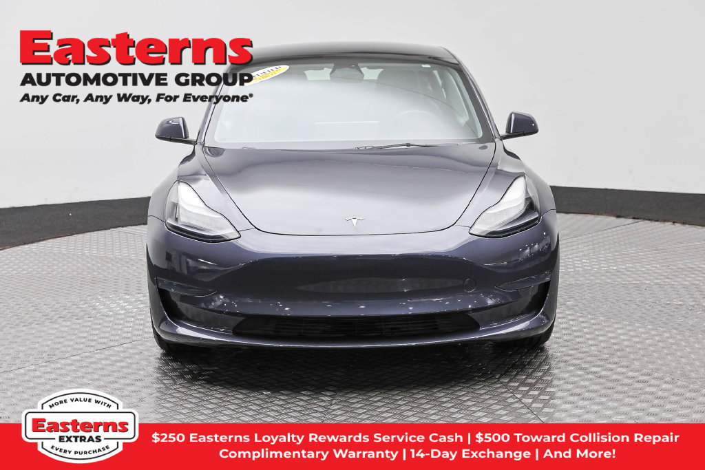 Used 2023 Tesla Model 3 Standard Range RWD image 3