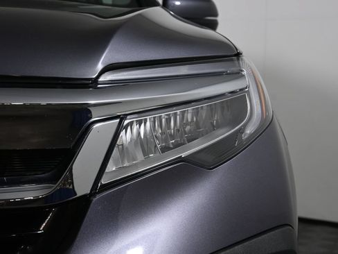 Used 2022 Honda Pilot Touring image 11