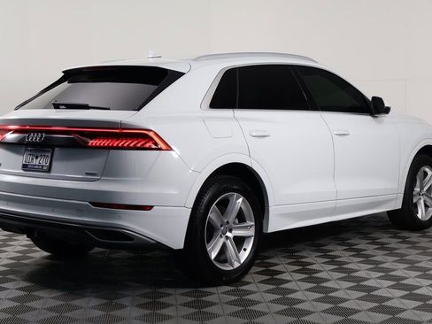 Used 2019 Audi Q8 Premium image 4