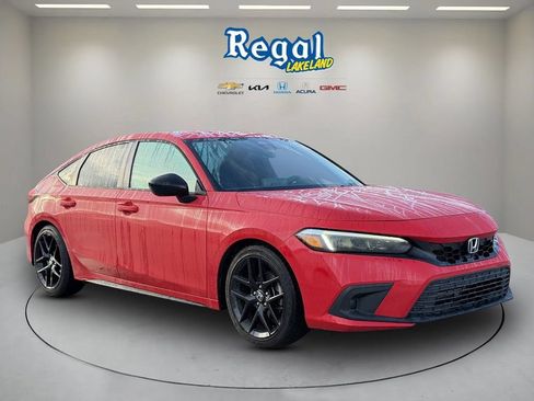 Used 2022 Honda Civic Sport image 1