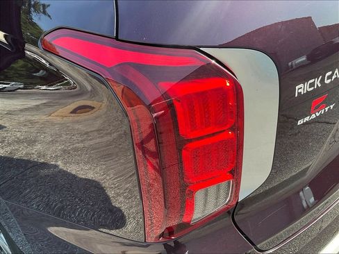 Used 2022 Hyundai Palisade Limited FWD image 19