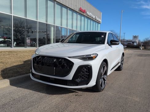 New 2025 Audi SQ5 Premium Plus image 24