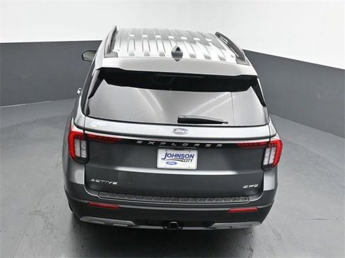 New 2026 Ford Explorer Active w/ Active Comfort Package image 25
