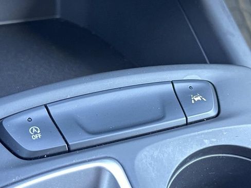 Used 2024 Chevrolet Trax LS w/ LS Convenience Package image 26