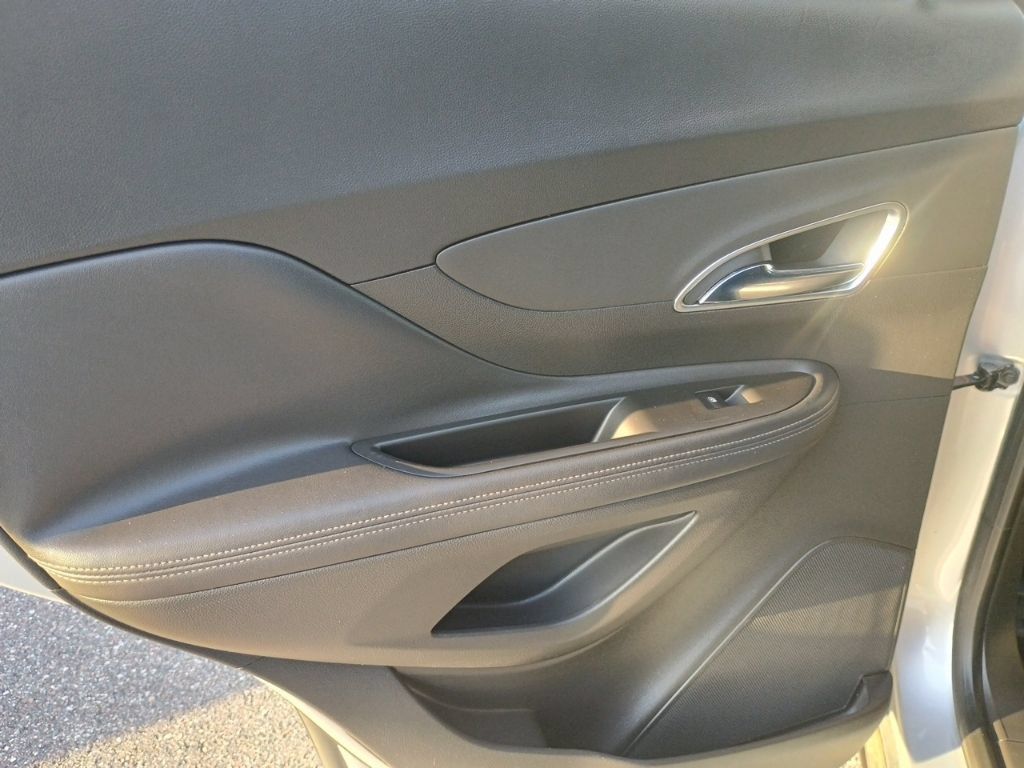 Used 2016 Buick Encore FWD image 14