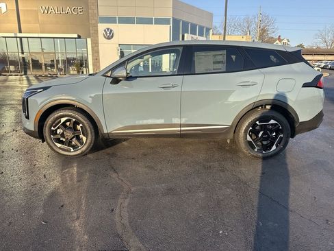 New 2026 Kia Sportage S image 3