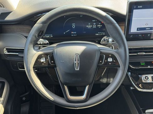 Used 2023 Lincoln Corsair Reserve w/ Equipment Group 201A image 18