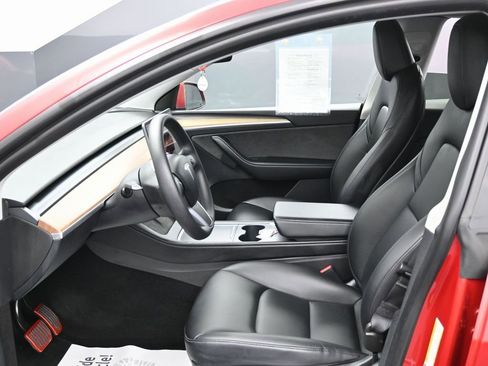 Used 2023 Tesla Model Y Long Range image 16