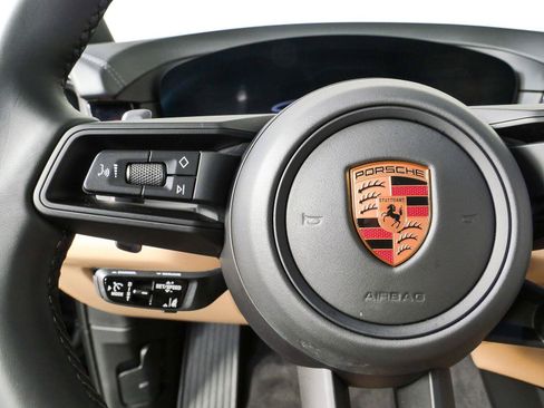Used 2026 Porsche Cayenne E-Hybrid AWD/4WD image 11
