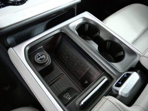 Certified 2025 Ford Expedition Active AWD/4WD image 22