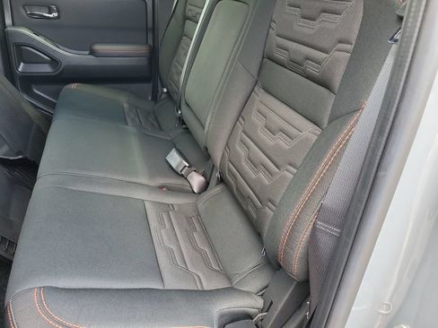 Used 2024 Nissan Frontier PRO-4X w/ Off-Road Protection Package AWD/4WD image 15