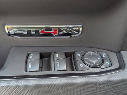 Used 2024 GMC Sierra 1500 AT4X w/ AT4X AEV Edition image 20