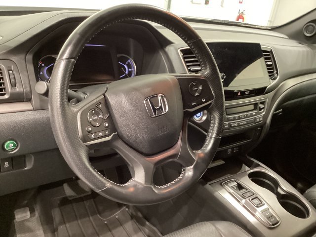 Used 2023 Honda Passport EX-L image 25