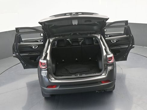 Used 2022 Jeep Compass Altitude image 63