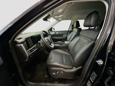 Used 2025 Hyundai Santa Fe SEL AWD/4WD image 13