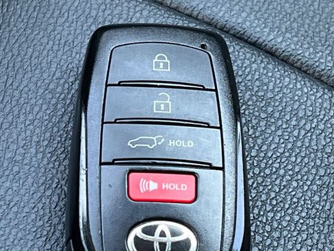 Used 2025 Toyota Grand Highlander FWD image 23
