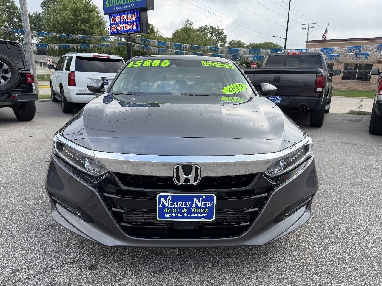 Used 2019 Honda Accord EX image 2