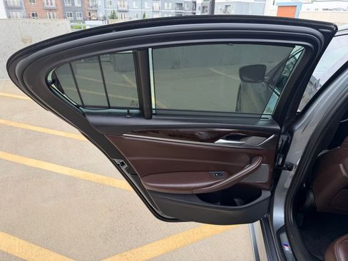 Used 2019 BMW M550i xDrive AWD/4WD image 25