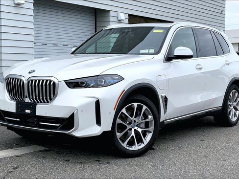 Used 2025 BMW X5 xDrive50e w/ Premium Package AWD/4WD image 1