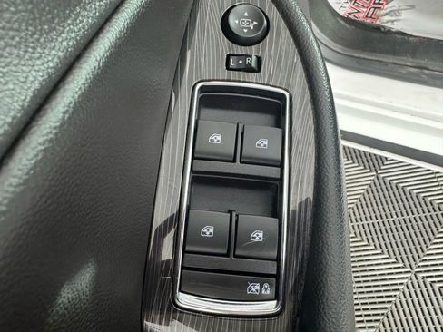 Used 2020 Chevrolet Impala LT w/ LT Convenience Package image 38