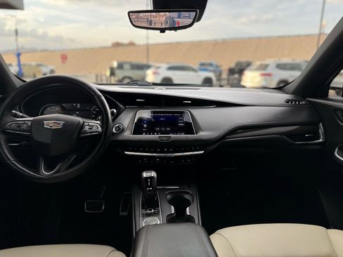 Used 2019 Cadillac XT4 Sport image 18