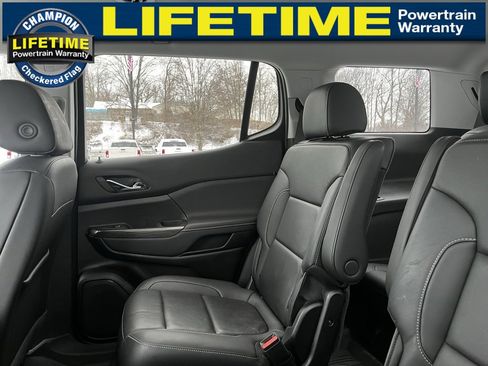 Certified 2023 GMC Acadia SLT w/ Trailering Package image 22