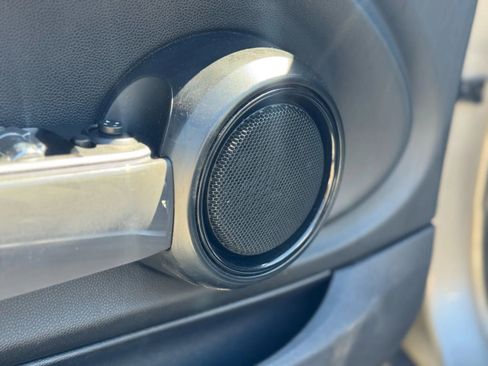 Used 2019 MINI Cooper Convertible image 32