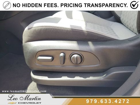 Used 2022 Chevrolet Equinox LS w/ LS Convenience Package FWD image 14