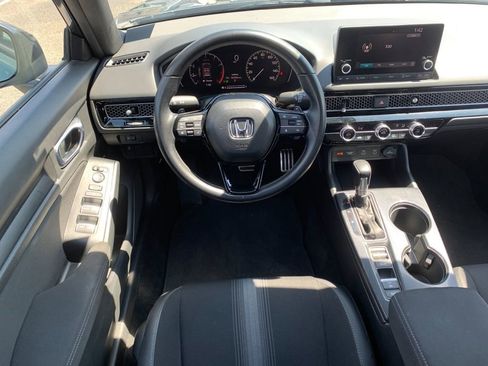 Used 2025 Honda Civic Sport image 17