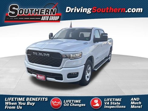 New 2025 RAM 1500 Big Horn AWD/4WD image 1