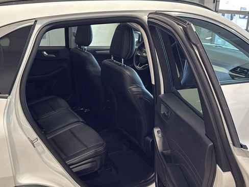 Used 2021 Ford Escape SEL image 15