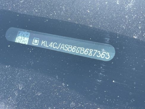 Used 2016 Buick Encore FWD image 10