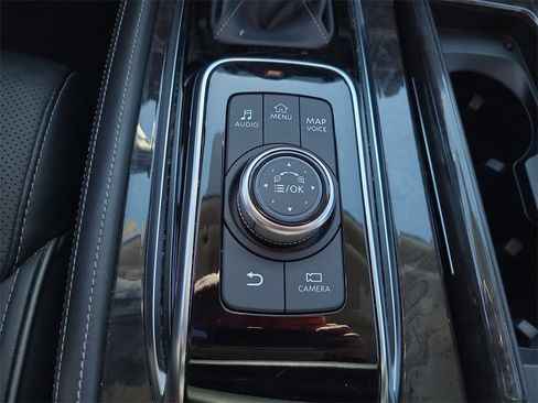 Used 2024 INFINITI QX80 Luxe image 32