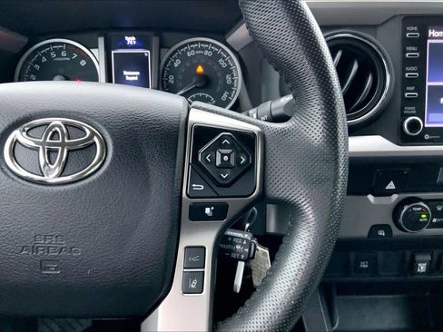 Used 2022 Toyota Tacoma SR5 RWD image 24