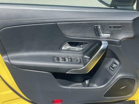 Used 2023 Mercedes-Benz CLA 250 image 21