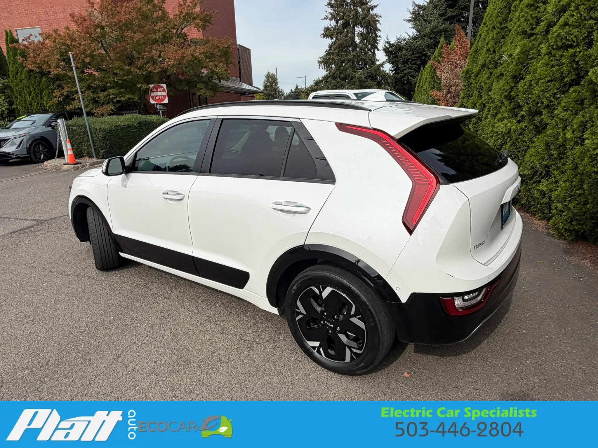 Used 2023 Kia Niro Wave FWD image 7