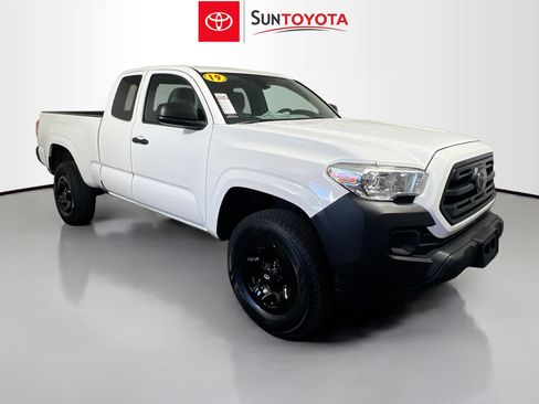 Used 2019 Toyota Tacoma SR RWD image 1