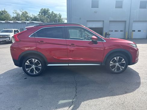 Used 2019 Mitsubishi Eclipse Cross SEL AWD/4WD image 2
