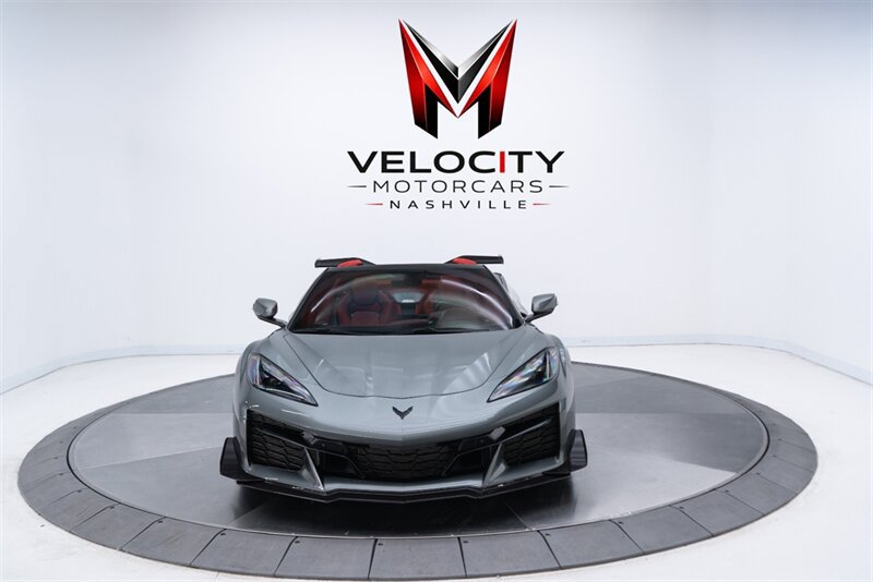 Used 2023 Chevrolet Corvette Z06 w/ Z07 Performance Package RWD image 11