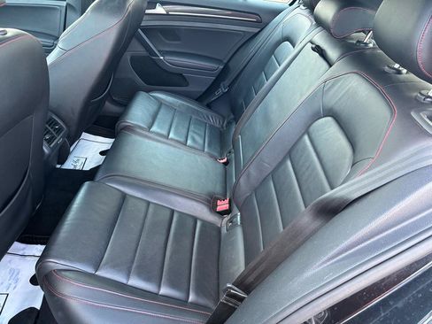 Used 2017 Volkswagen GTI Autobahn FWD image 10