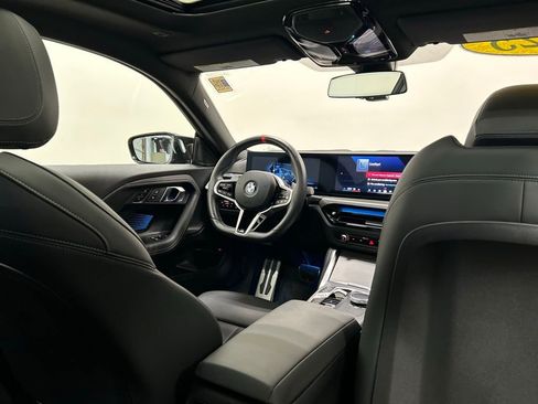 Used 2025 BMW M240i Coupe image 18