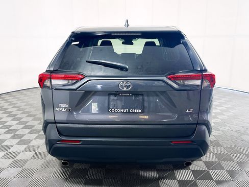 Used 2023 Toyota RAV4 LE FWD image 4