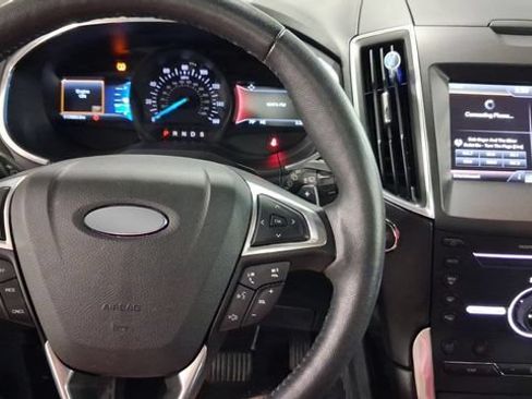 Used 2015 Ford Edge Titanium w/ Equipment Group 301A FWD image 14