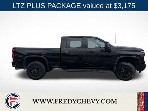 Used 2024 Chevrolet Silverado 2500 LTZ w/ LTZ Plus Package AWD/4WD image 4
