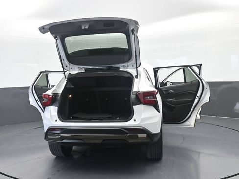 Used 2025 Chevrolet Trax ACTIV FWD image 72