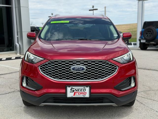 Used 2024 Ford Edge SEL w/ Convenience Package AWD/4WD image 2