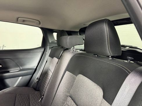 Used 2025 Nissan Kicks SV image 24