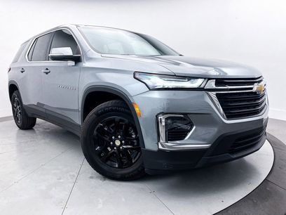 Used 2023 Chevrolet Traverse LS w/ Safety Package